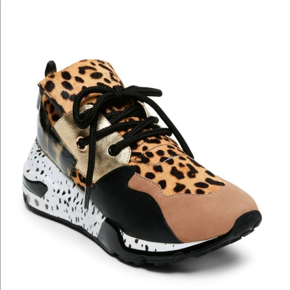 Brand New Steve Madden Leopard Print Sneakershoes.